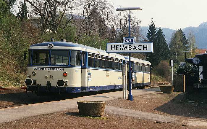 Schienenbusse 205 + 252 der DKB im Bf Heimbach