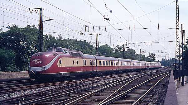 Gasturbinen-Triebwagen 601 005 der Bundesbahn, Köln-Deutz