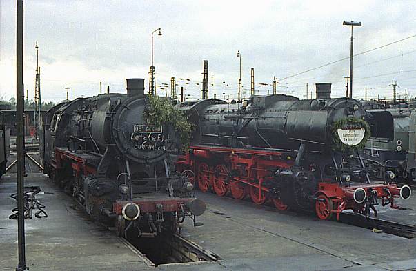 051 444 und 050 220 im Bw Gremberg