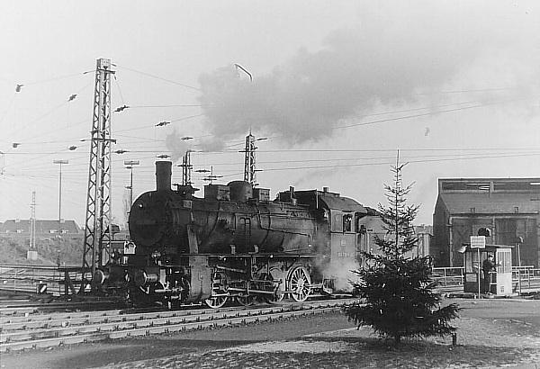 55 2738 im Bw Gremberg