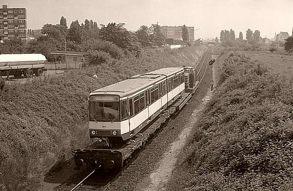 Lieferung von KVB-Wagen 2044