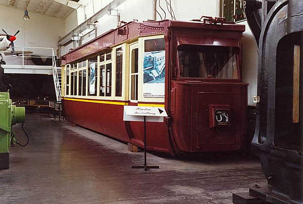 Schwebebahnwagen 10